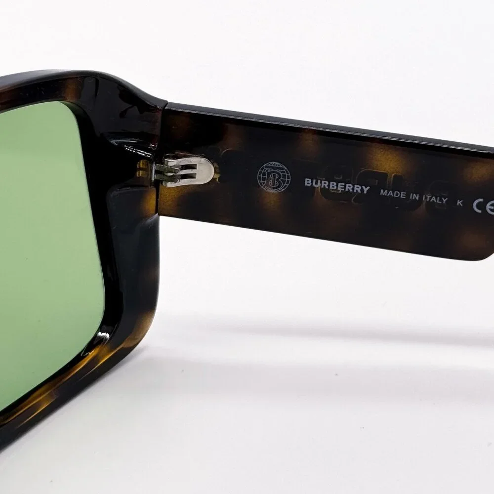 Burberry 100% new